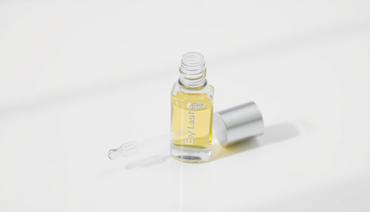 Latisse Eyelash Serum Side Effects: Safety, What to Expect, and How to Mitigate Risks in 2026